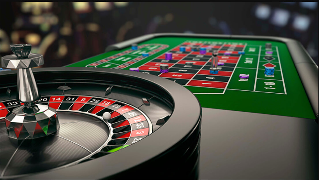 A collage of some of the colorful and exciting slot game interfaces from the Lightning Link app, highlighting the Hold & Spin feature.